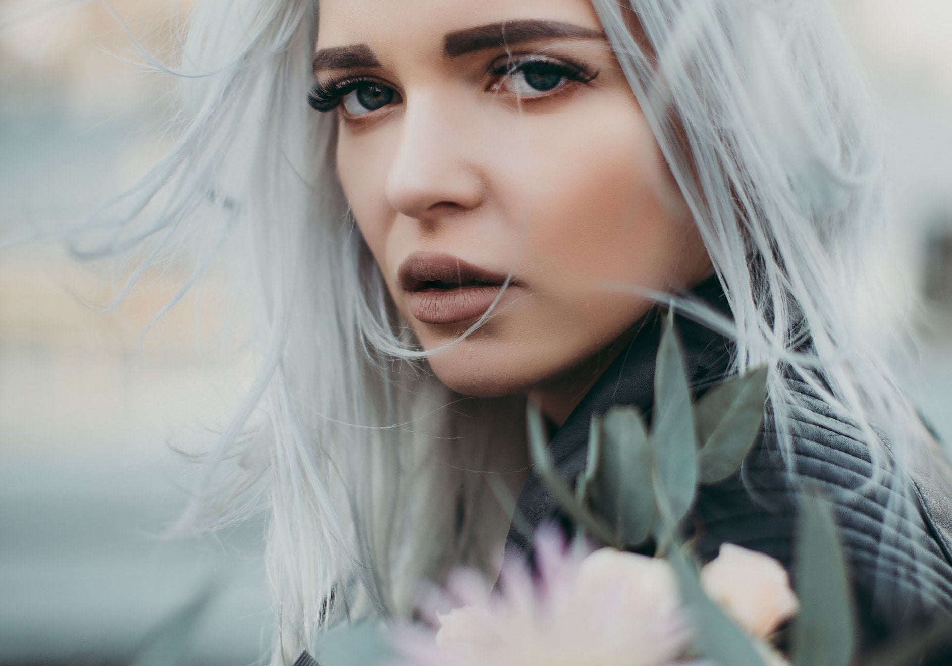 Graue Haare, Haarausfall und Co.