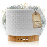 Aroma Diffusor Tadasana: Premium-Luftbefeuchter aus Keramik und Bambus, Testsieger Bestes Design der FAZ. Ultraschall-Technologie, BPA-frei, 280 ml Kapazität, geräuscharm unter 35 dB.