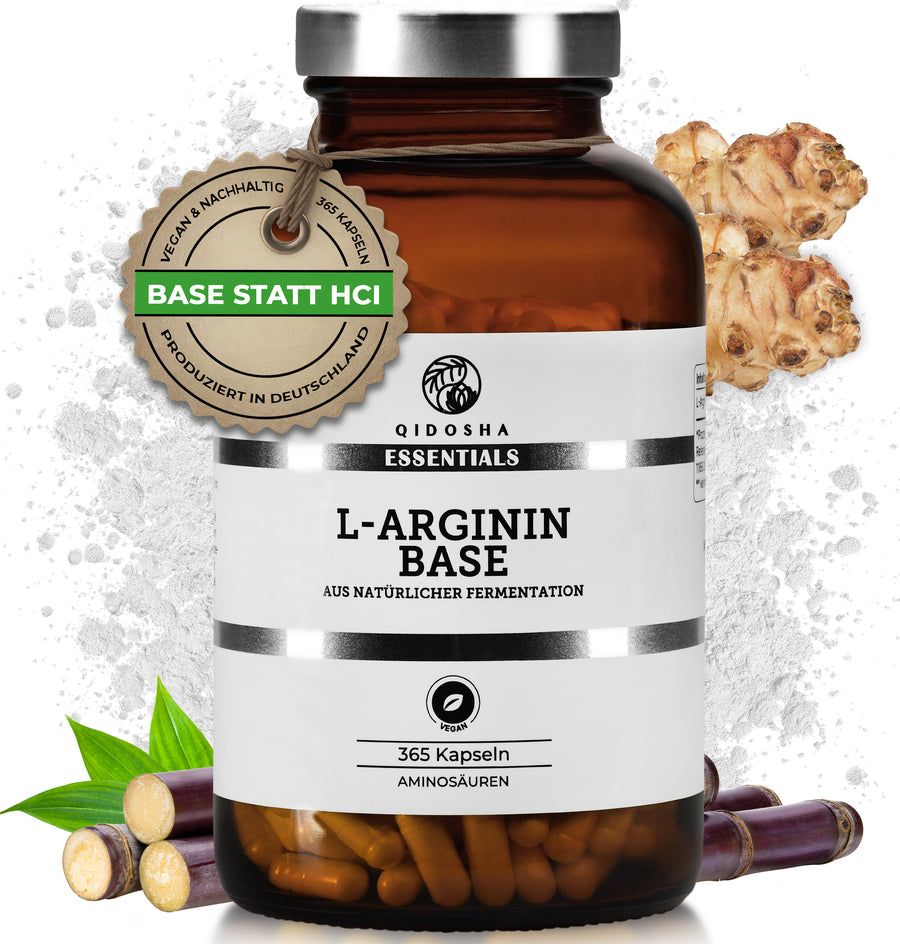 QIDOSHA Essentials L-Arginin Base im Glas: 365 vegane Kapseln, laborgeprüfte Qualität, ohne Füll- oder Zusatzstoffe, aus Zuckerrohr und Topinambur fermentiert, in umweltfreundlichem Braunglas.