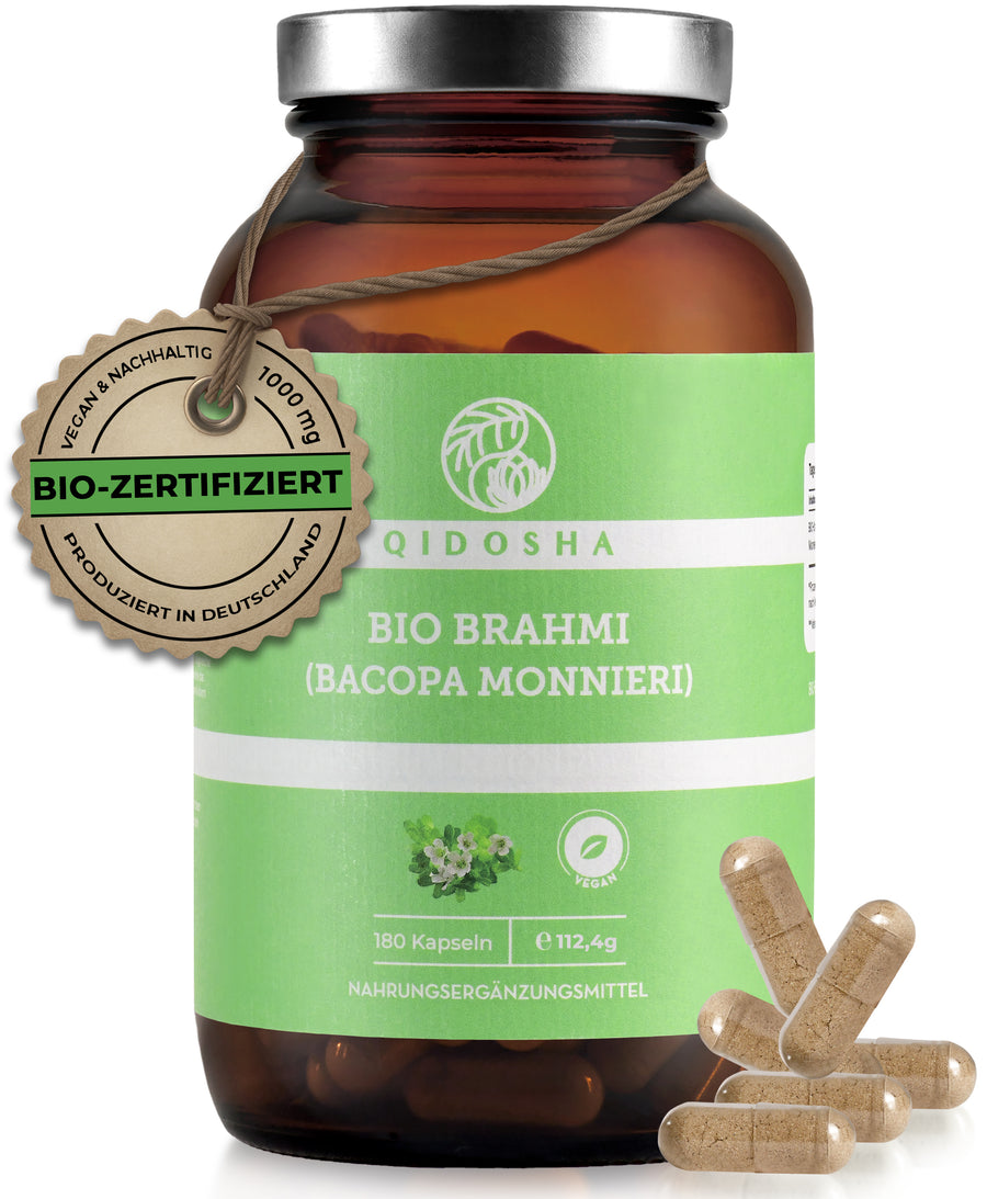 Organic Brahmi in a glass